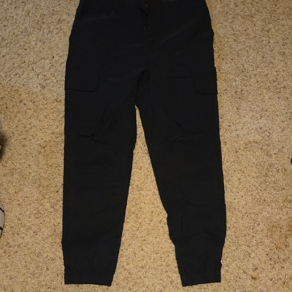 Amazon Men's Black Cargo Pants